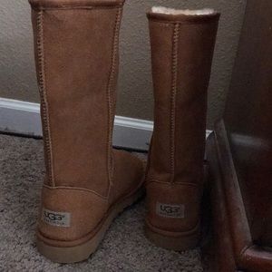 Tall tan uggs